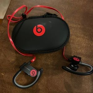 Power Beats by Dr. Dre